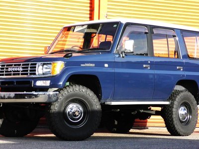 TOYOTA LAND CRUISER PRADO - 1