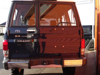 TOYOTA LAND CRUISER PRADO - 10