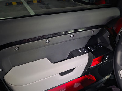 2025 LAND Rover DEFENDER thumbnail 15