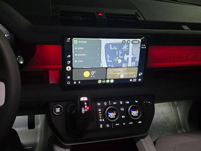 2025 LAND Rover DEFENDER thumbnail 11