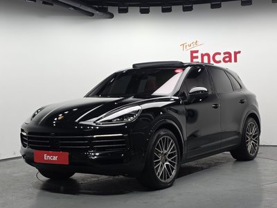 PORSCHE CAYENNE - 1