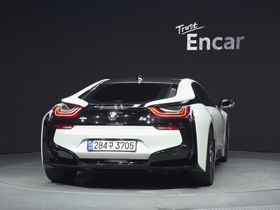 صورة 4 لـ 2016 BMW I8