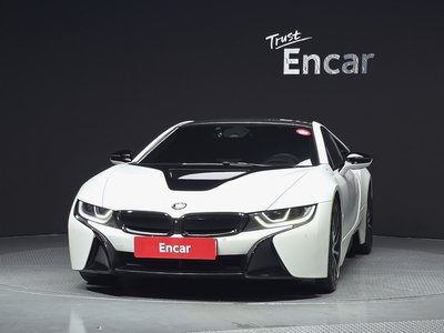 صورة 2 لـ 2016 BMW I8