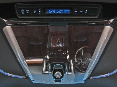 2016 Toyota ALPHARD — миниатюра 32