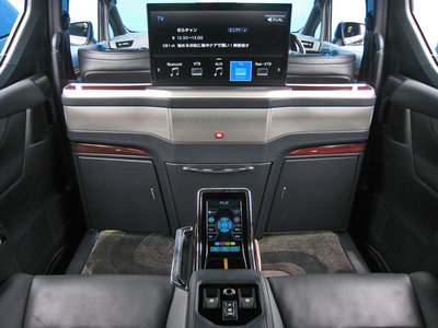 2016 Toyota ALPHARD — миниатюра 39