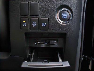 2016 Toyota ALPHARD — миниатюра 24
