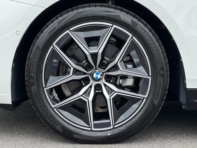 2024 BMW 5 SERIES — фото 9
