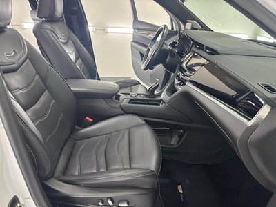 2022 Cadillac XT6 照片 15