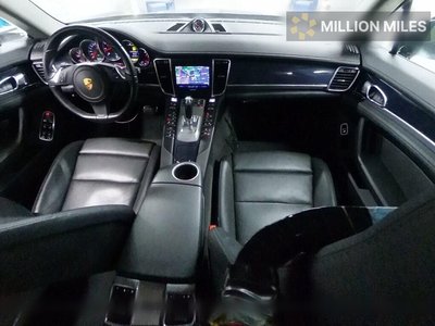 PORSCHE PANAMERA - 3