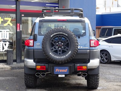 TOYOTA FJ CRUISER - 5