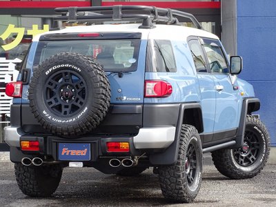 TOYOTA FJ CRUISER - 9