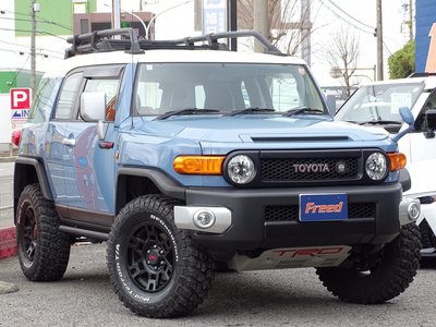 TOYOTA FJ CRUISER - 8