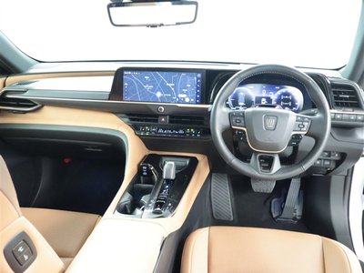 2025 Toyota CROWN SPORT — фото 5