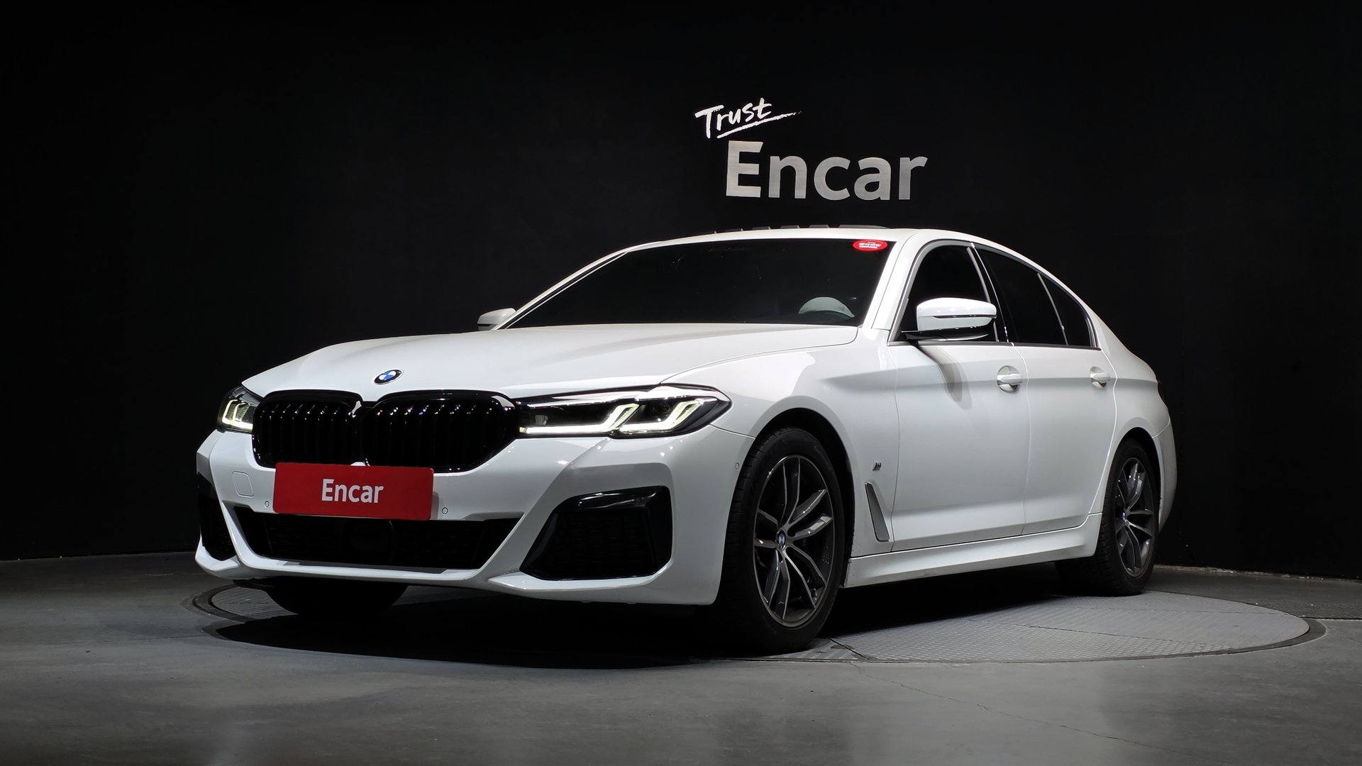 BMW 5 SERIES - View 1