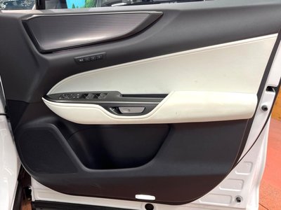 صورة مصغرة 31 لـ 2024 Lexus NX