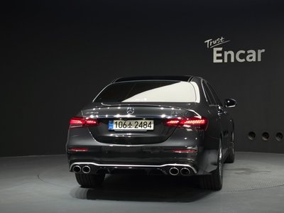 2021 Mercedes-BENZ E-CLASS — фото 4