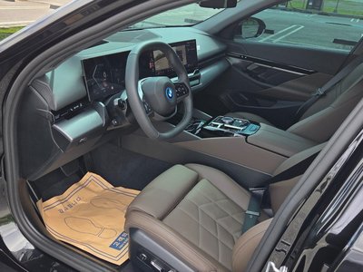 صورة 10 لـ 2025 BMW I5