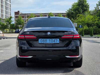 صورة 3 لـ 2025 BMW I5