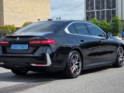 صورة 4 لـ 2025 BMW I5