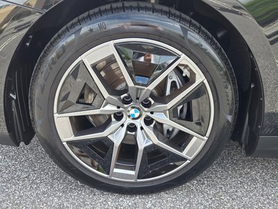 صورة 6 لـ 2025 BMW I5
