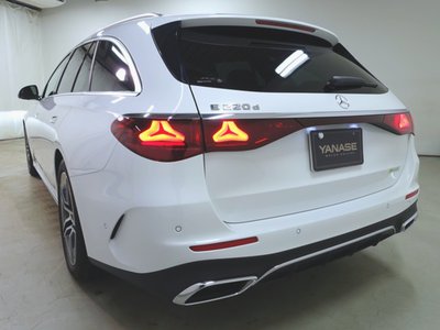 MERCEDES-BENZ E-CLASS - 6