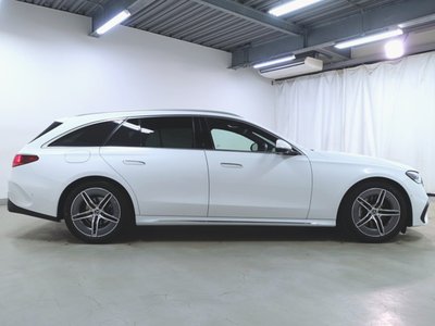 MERCEDES-BENZ E-CLASS - 8