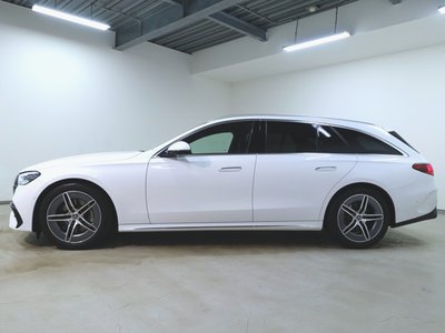 MERCEDES-BENZ E-CLASS - 4