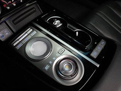 GENESIS G80 (RG3) - 9