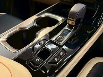 صورة مصغرة 76 لـ 2023 Lexus NX