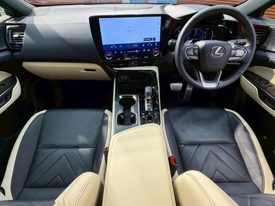 صورة مصغرة 46 لـ 2023 Lexus NX