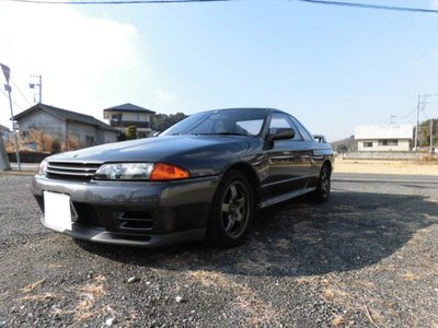 NISSAN SKYLINE GT-R
