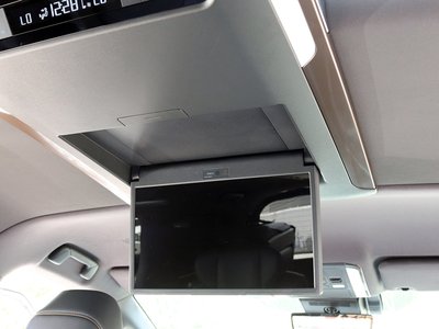 TOYOTA VELLFIRE - 6