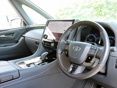 TOYOTA VELLFIRE - 10