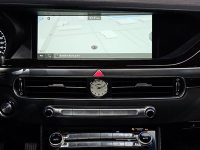 2019 Genesis G90 — миниатюра 14