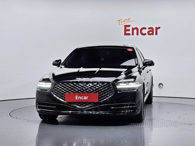 صورة 2 لـ 2019 Genesis G90