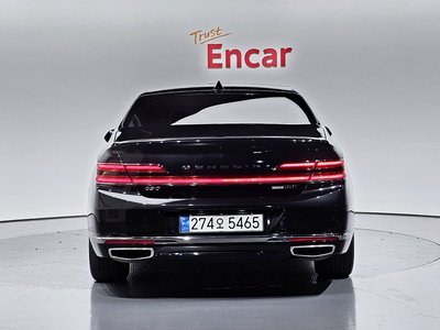 صورة 4 لـ 2019 Genesis G90