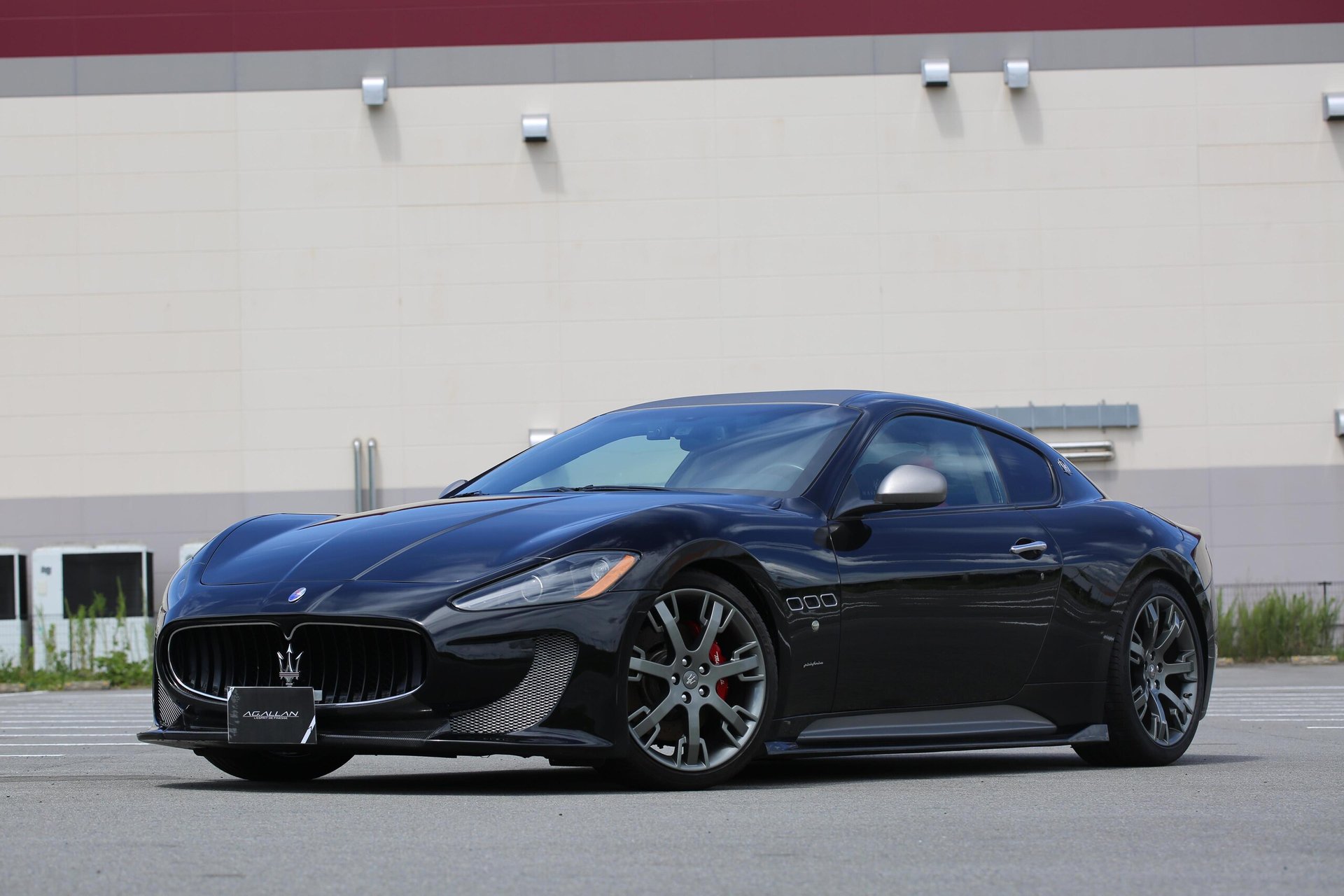 MASERATI GRANTURISMO - View 1