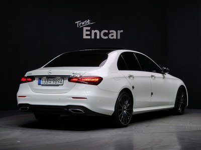 MERCEDES-BENZ E-CLASS - 4