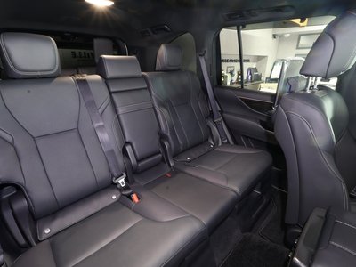 2024 Lexus LX — миниатюра 13