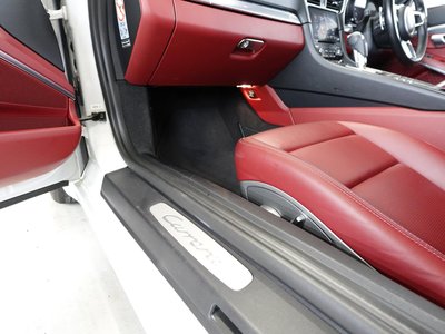 صورة مصغرة 13 لـ 2018 Porsche 911