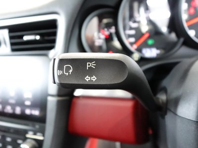 صورة مصغرة 53 لـ 2018 Porsche 911