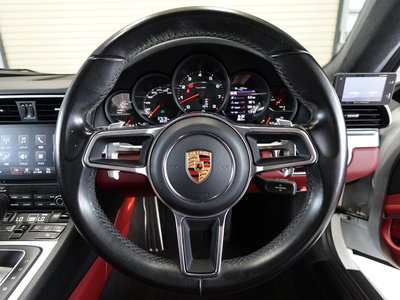 صورة مصغرة 50 لـ 2018 Porsche 911