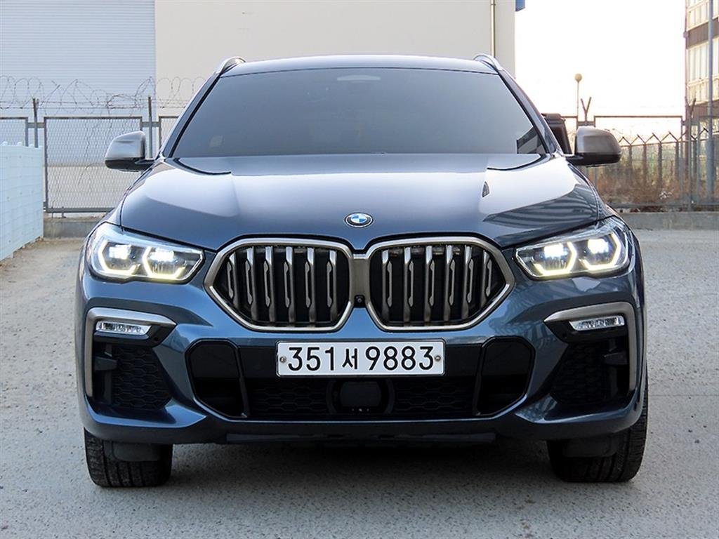 BMW X6 - View 1