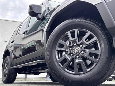 TOYOTA LAND CRUISER 250 - 8