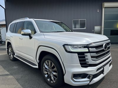 TOYOTA LAND CRUISER - 1