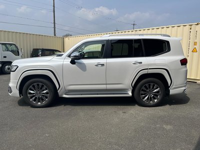 TOYOTA LAND CRUISER - 4