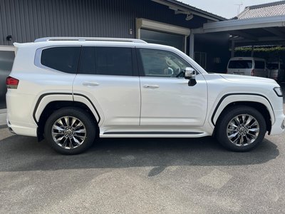TOYOTA LAND CRUISER - 8