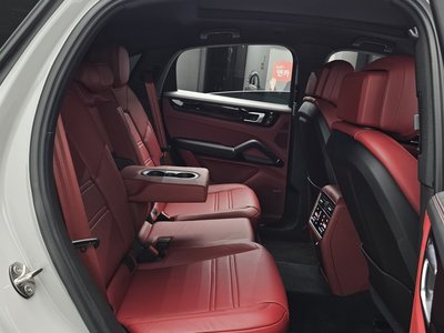 صورة مصغرة 18 لـ 2023 Porsche CAYENNE
