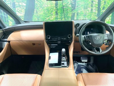 TOYOTA VELLFIRE - 2