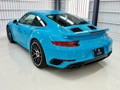 PORSCHE 911 - 7